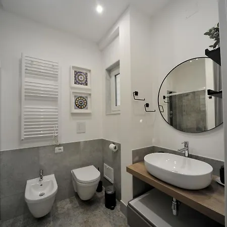 Suite107 Apartment