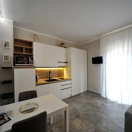 Suite107 Apartment *